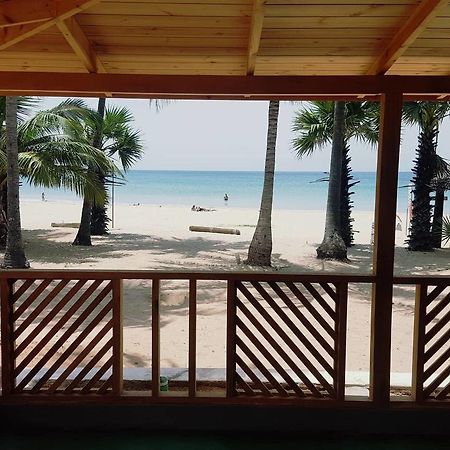 Alfresco Beach Hotel Упувели Екстериор снимка