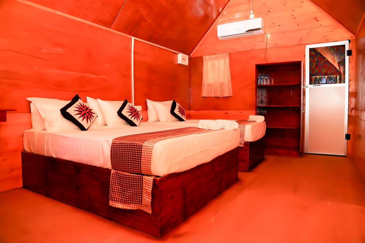 Alfresco Beach Hotel Упувели Екстериор снимка