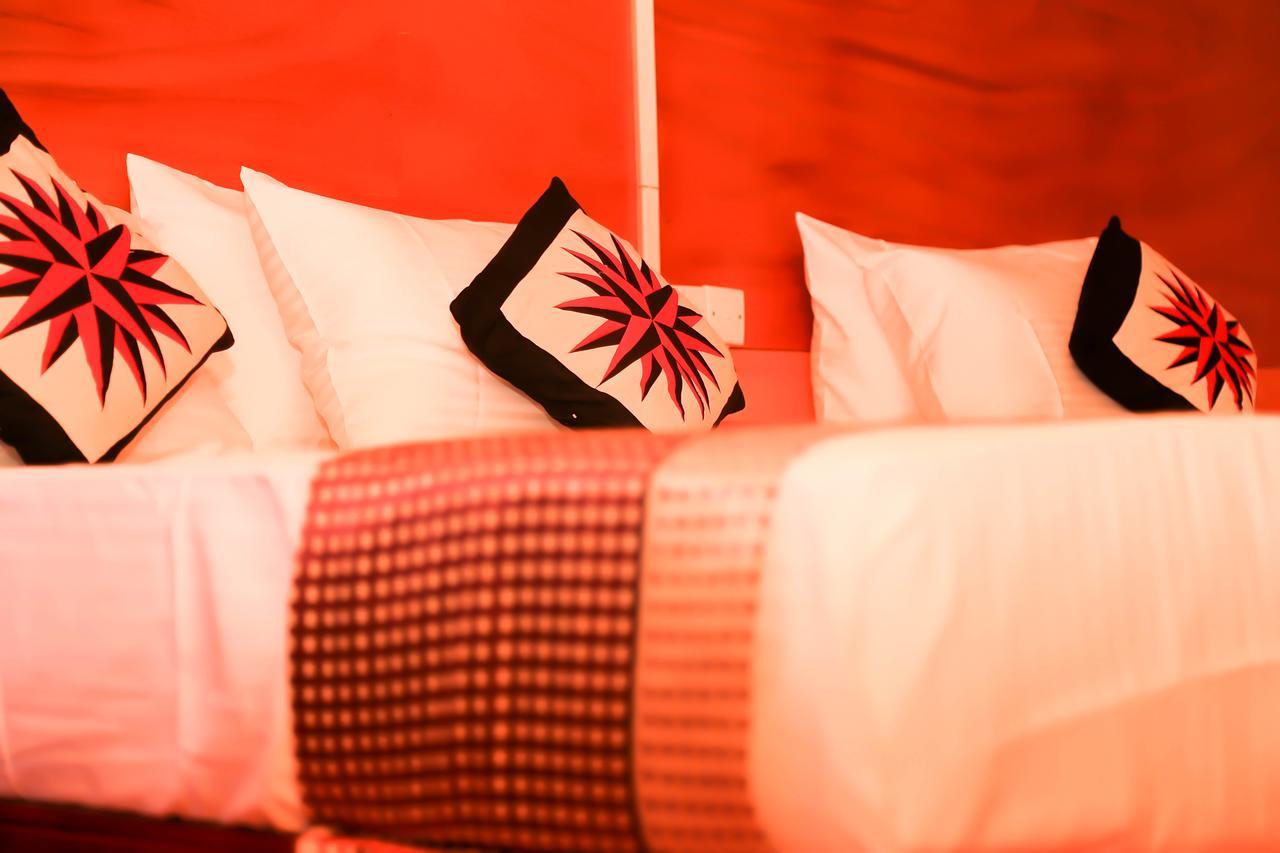Alfresco Beach Hotel Упувели Екстериор снимка