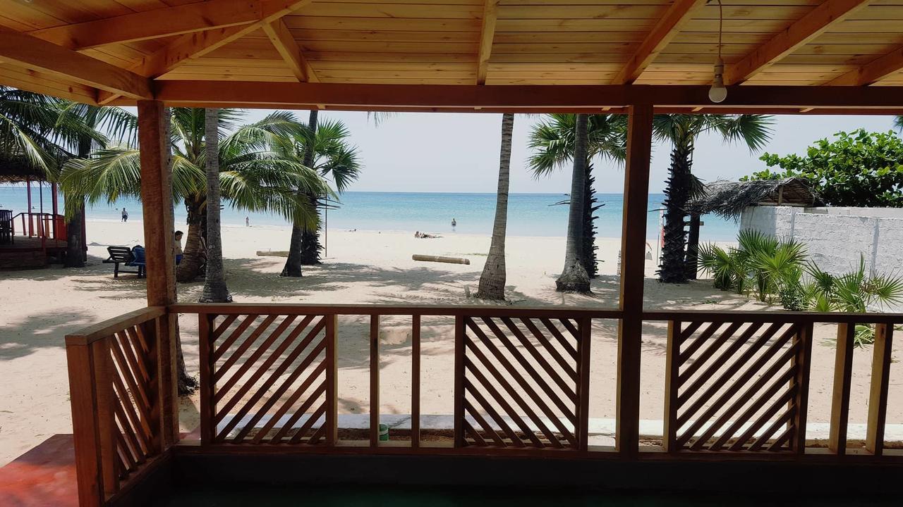 Alfresco Beach Hotel Упувели Екстериор снимка